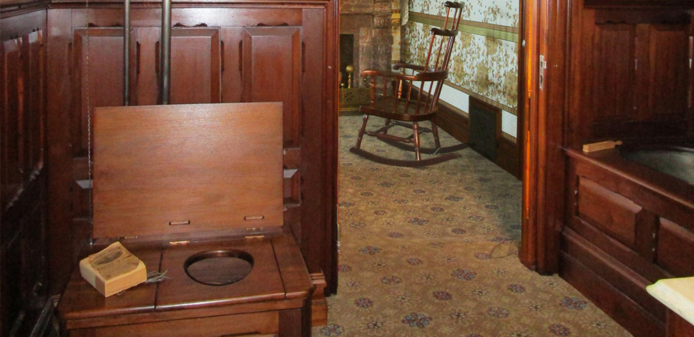 Mark Twain House and Museum, Mahogany Suite and Carriage House